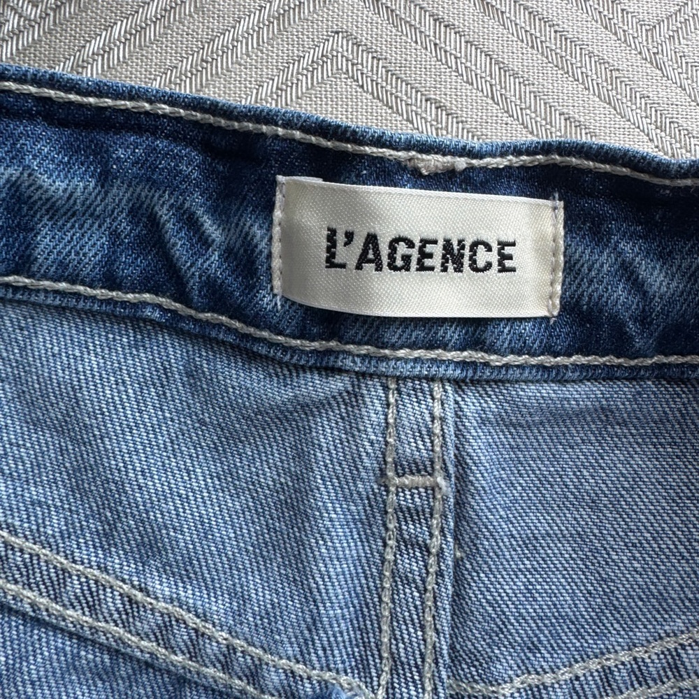 NWOT L’AGENCE (27) Beck Raw-Hem Denim Jean Short - Picture 6 of 7